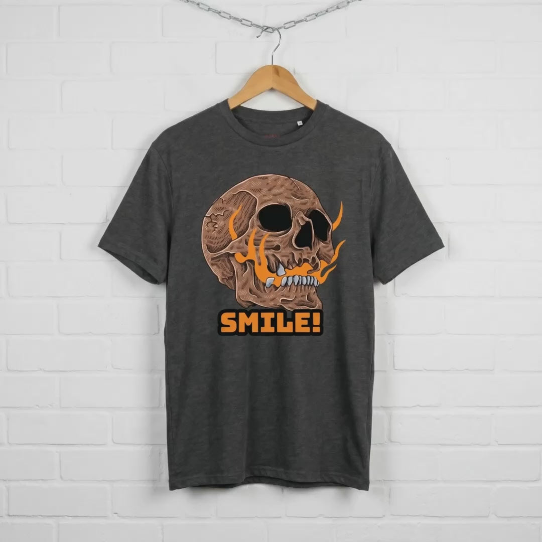 "Smile, my skull" // unisex T-Shirt // 100% Bio-Baumwolle